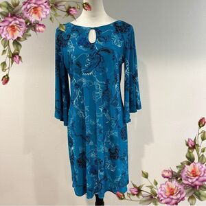 Dana Buchman Blue Teal knee length Dress with Bell Sleeves size small‎